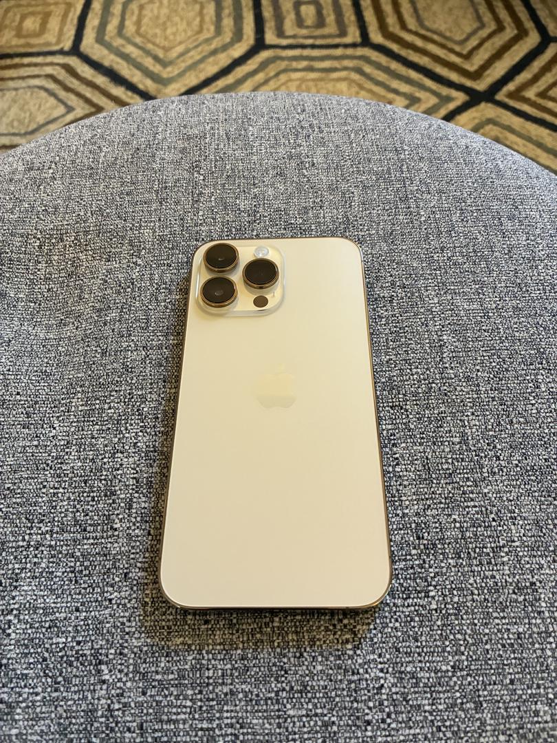 Apple iPhone 14 Pro Max - AT&T, 256GB, Gold, A2651 - LZIQ34485