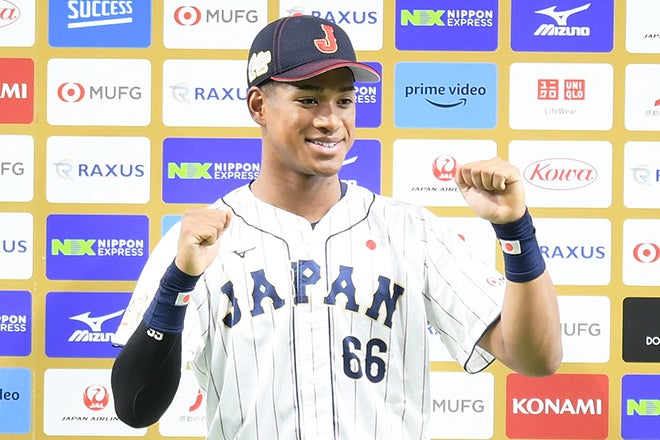 PHOTO】万波中正の140点満点弾！井端ジャパンが、2連勝で決勝進出