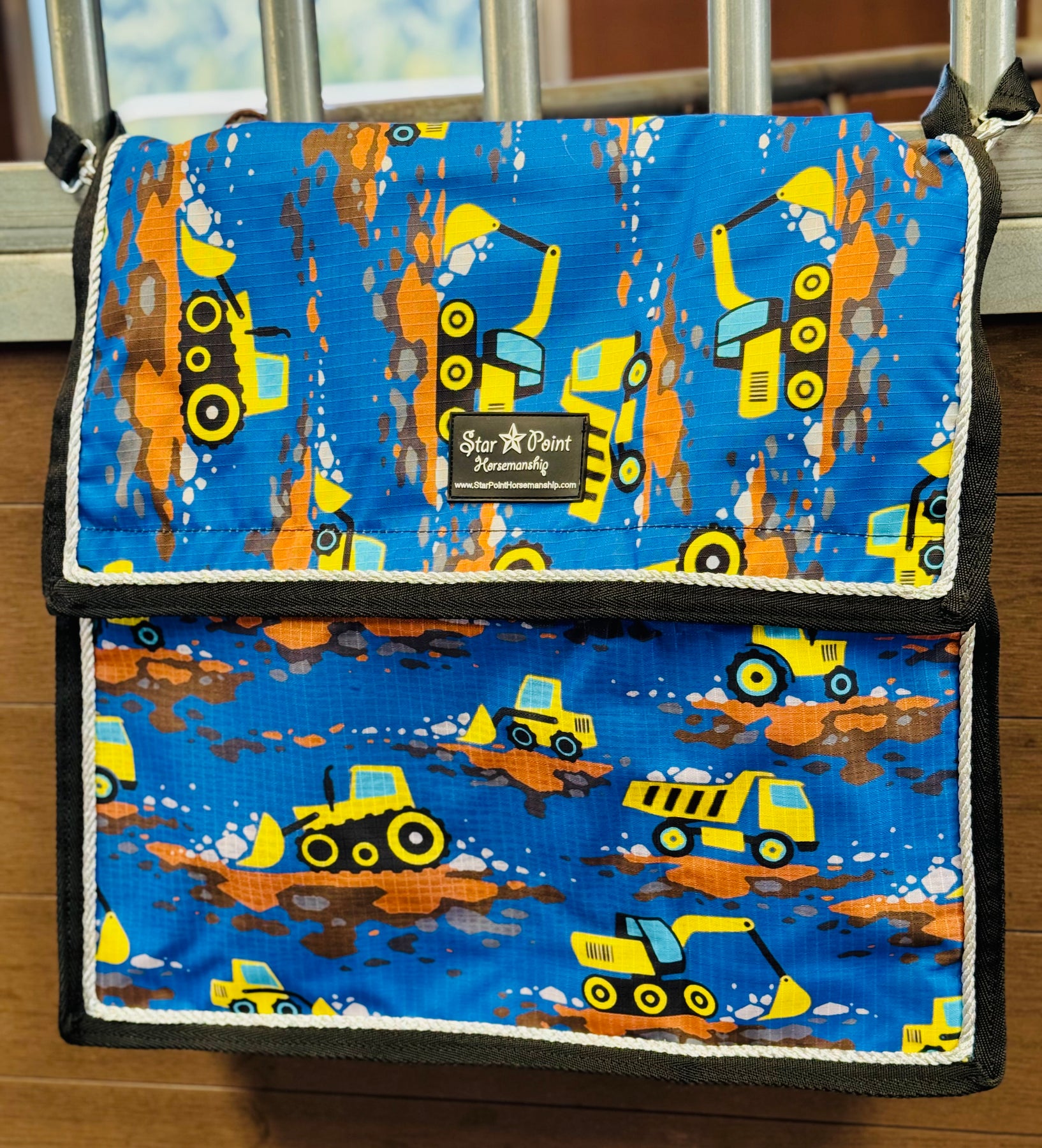 600 D Ripstop Stall Front Horse Tack Bag