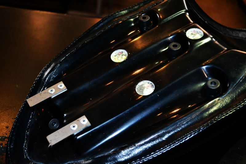 4Speed-Dropシート ショベルヘッド(BIG TWIN) ノーマルフレーム用