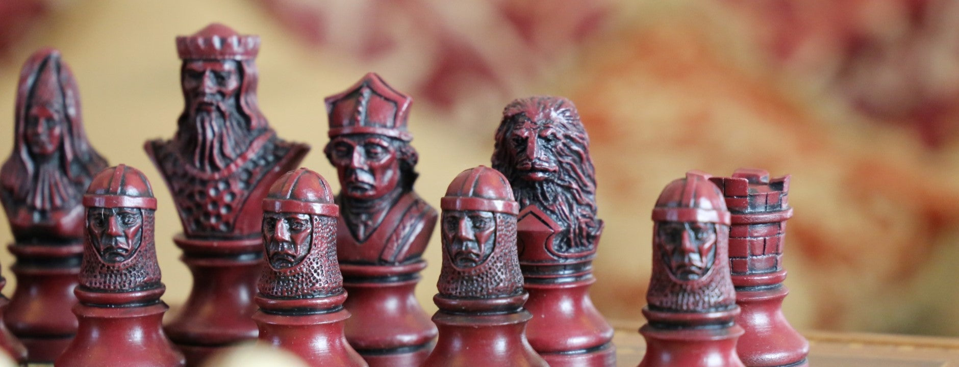 Studio Anne Carlton – British Hand Made Chess Sets