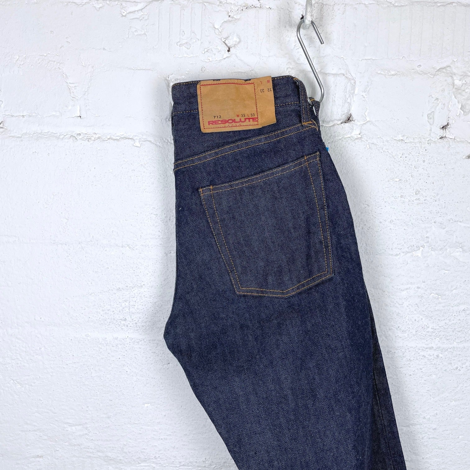 712 | resolute | made in japan – stuf|f-official