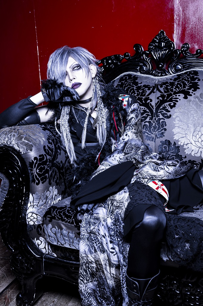 XANVALAが、今のヴィジュアル系の中に新しい刺激となる改革を