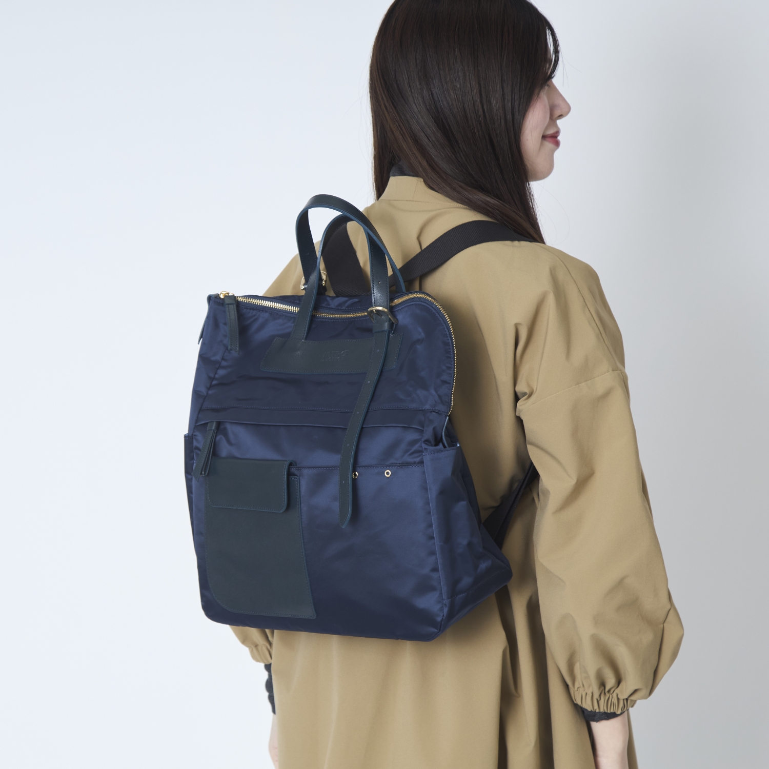 Introduction/2way ラージリュック エアリー -肩掛けもOK！高級撥水