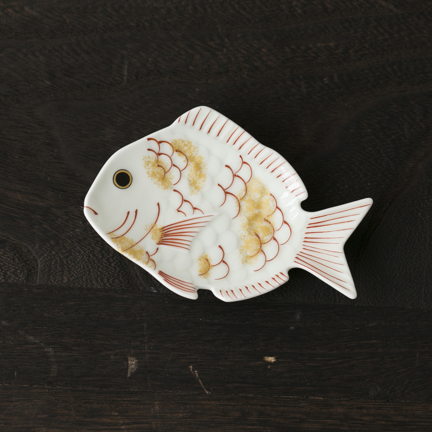 幸楽窯 錦金叩き 鯛型小付 -ハレの日の食卓に！立体感のある鯛の小付
