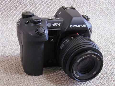 オリンパスE-1